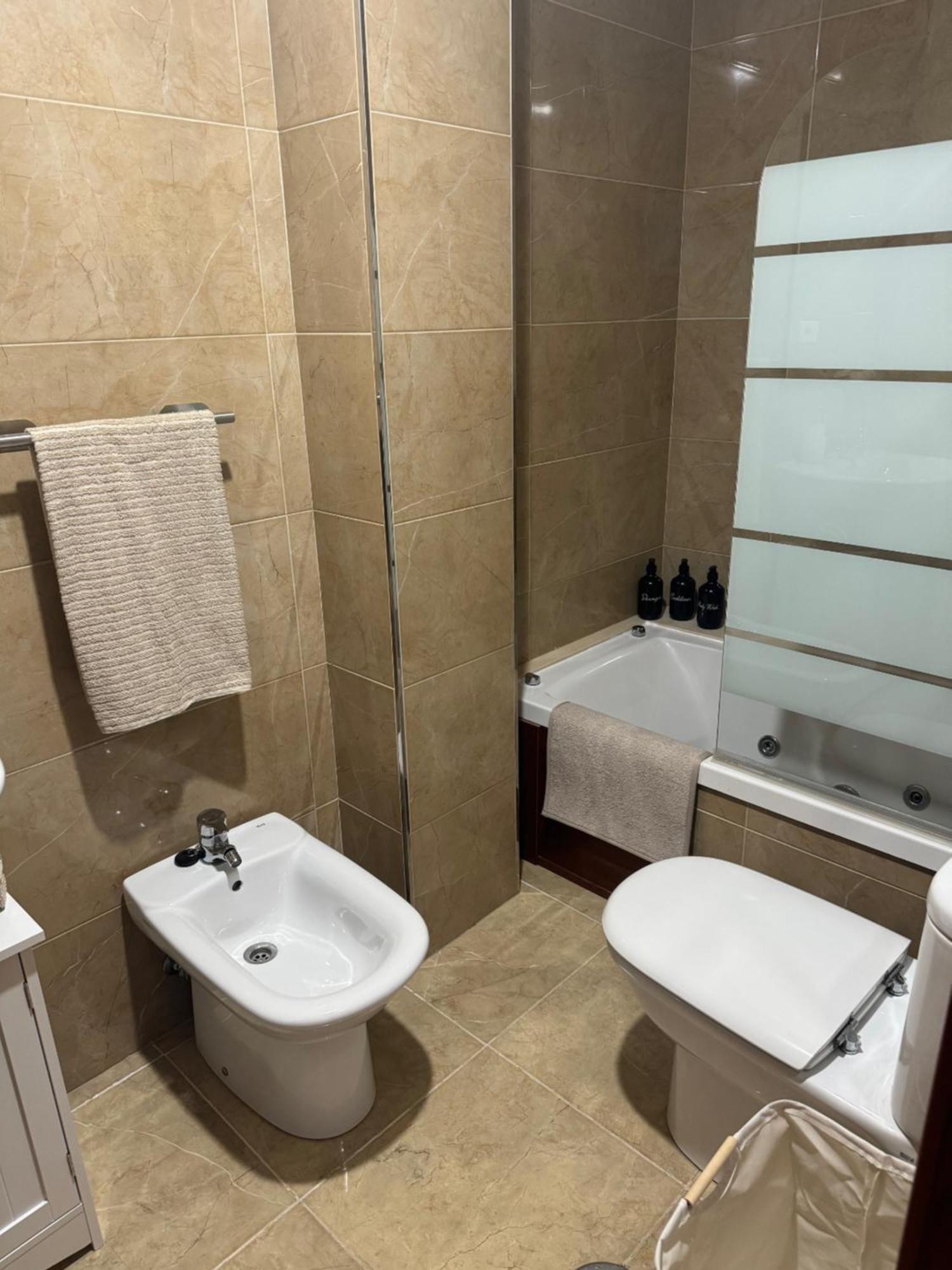 Apartamento En Gijon Con Garaje Y Wifi Kültér fotó